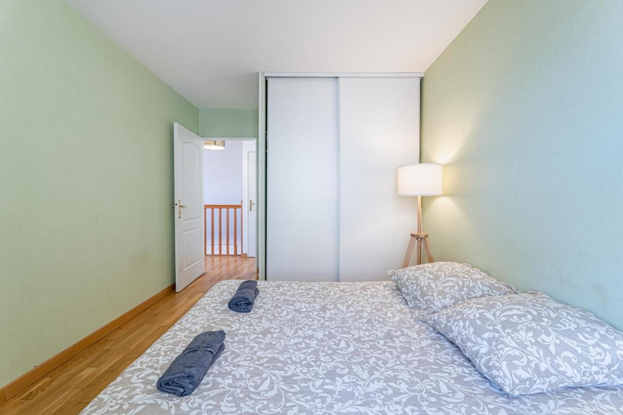 La Joliette; Duplex 2 Chambres, Parking Inclus+ Terrasse+ Ascenseur Marseille Ngoại thất bức ảnh